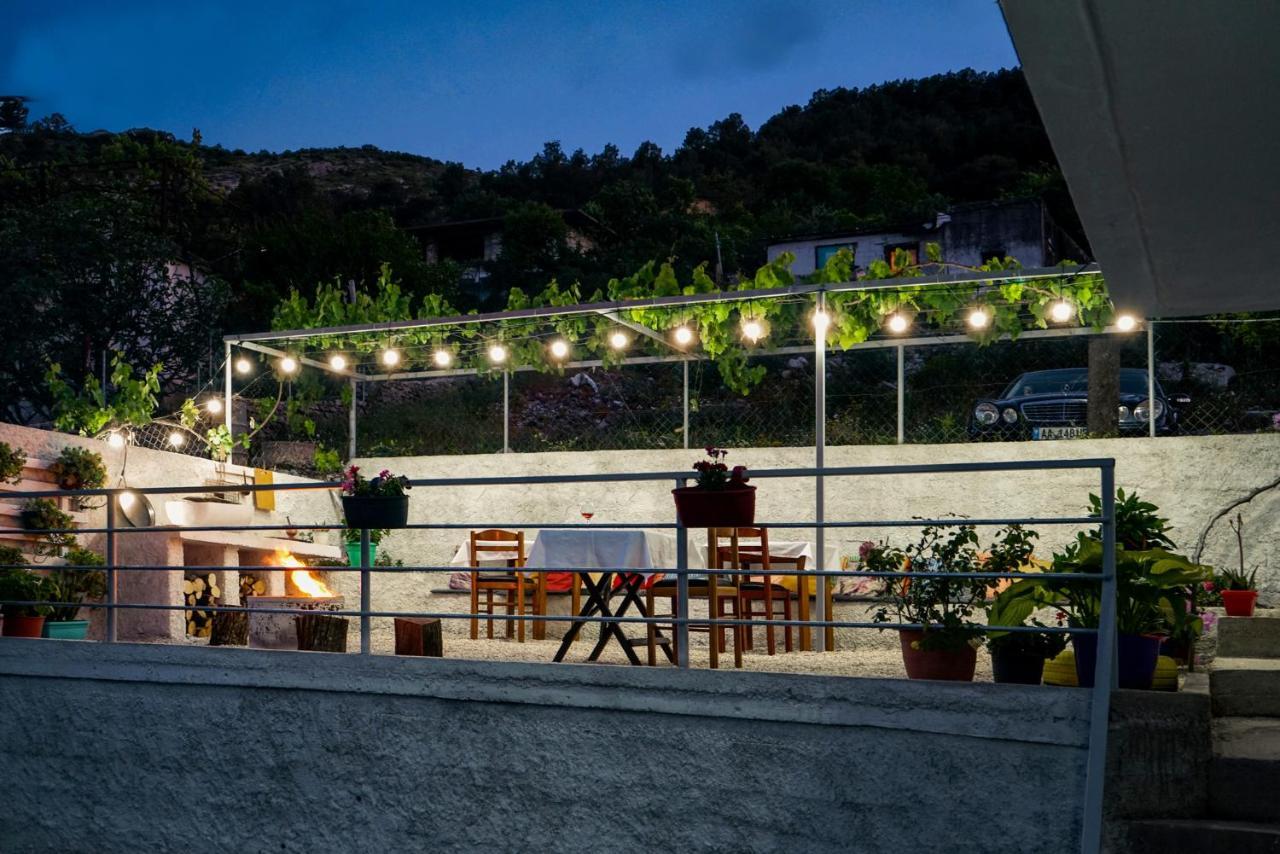Patio Rooms Gjirokastër מראה חיצוני תמונה
