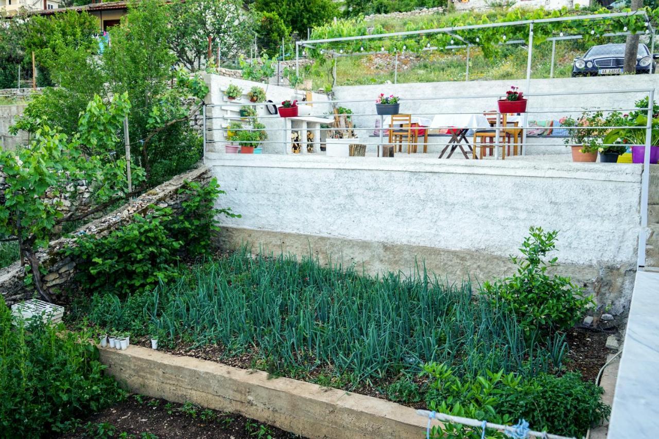 Patio Rooms Gjirokastër מראה חיצוני תמונה