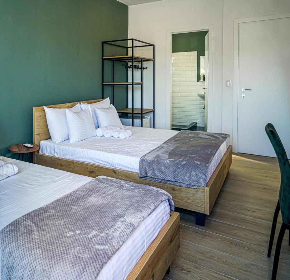 Patio Rooms Gjirokastër מראה חיצוני תמונה