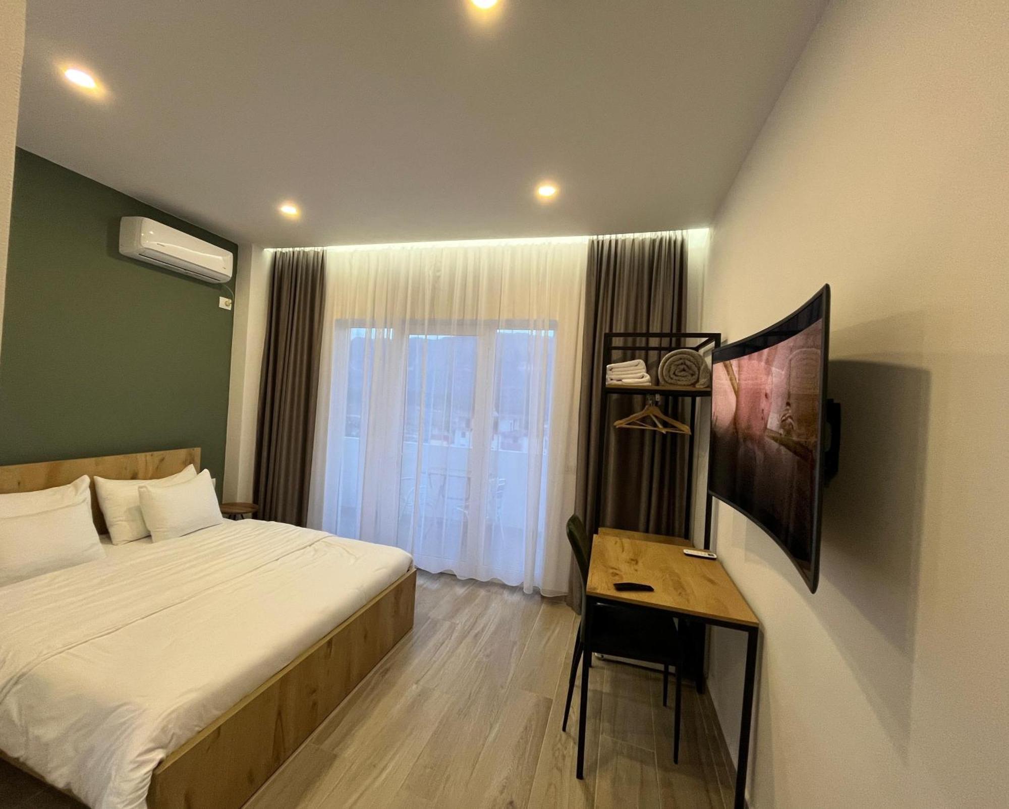 Patio Rooms Gjirokastër מראה חיצוני תמונה